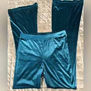 American Eagle velvet flares